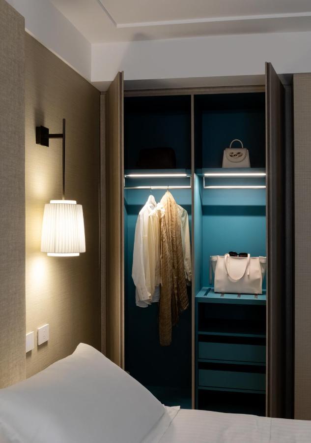 Ceccarini 9 Home Suite Home Риччоне Экстерьер фото