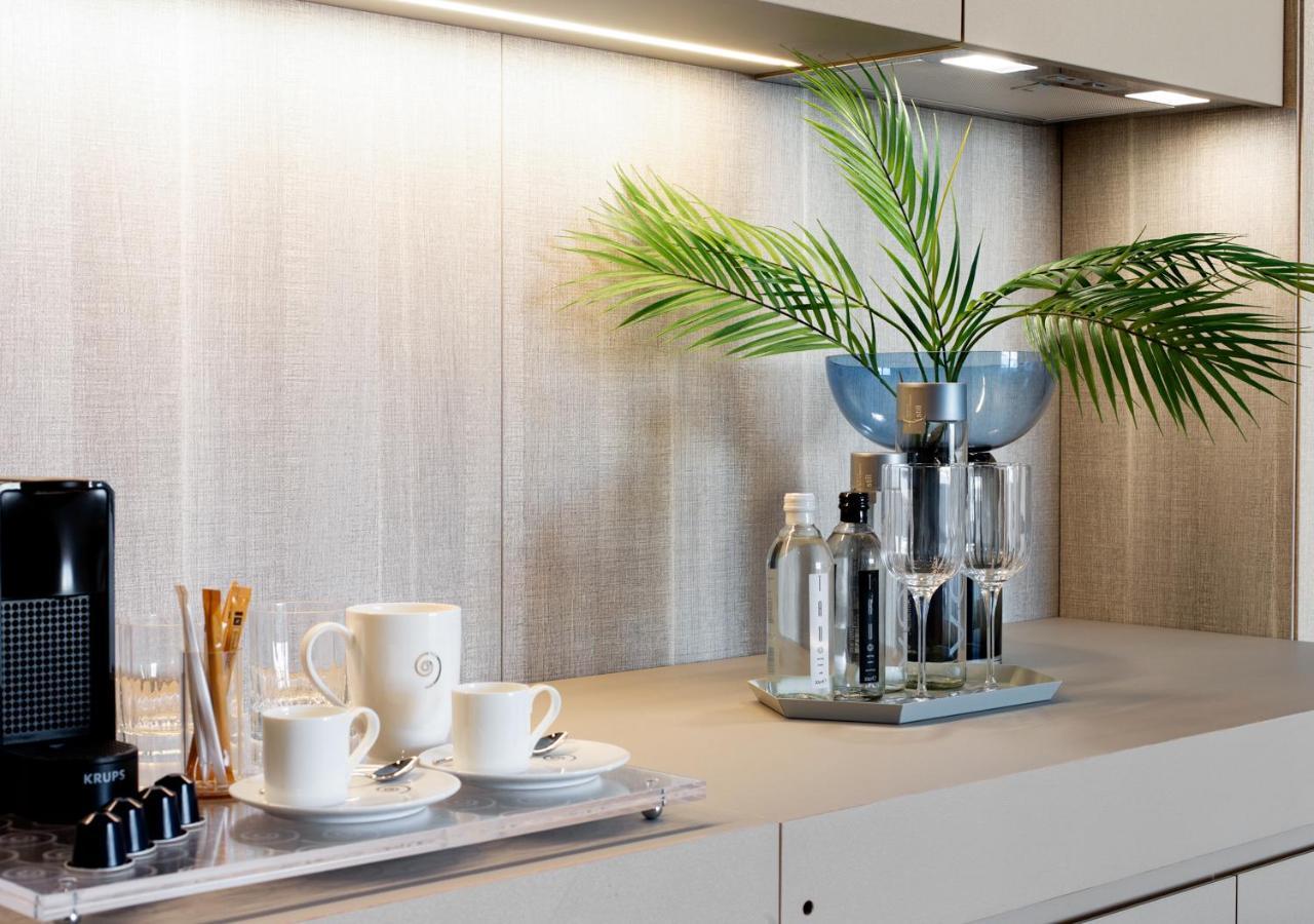 Ceccarini 9 Home Suite Home Риччоне Экстерьер фото