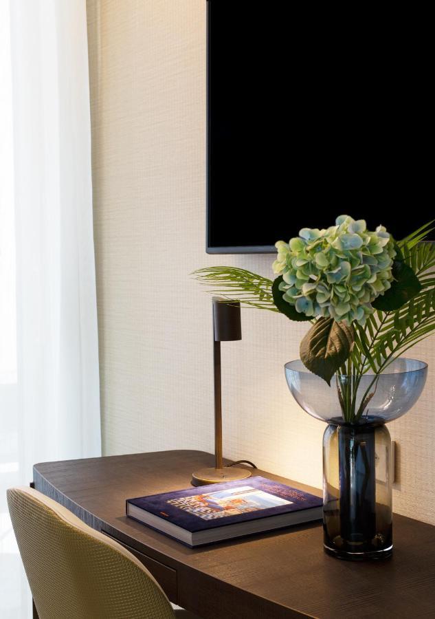 Ceccarini 9 Home Suite Home Риччоне Экстерьер фото