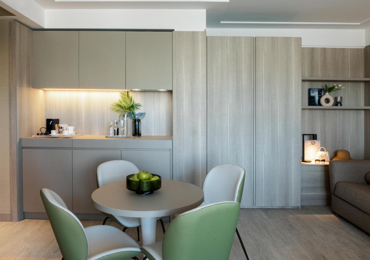Ceccarini 9 Home Suite Home Риччоне Экстерьер фото