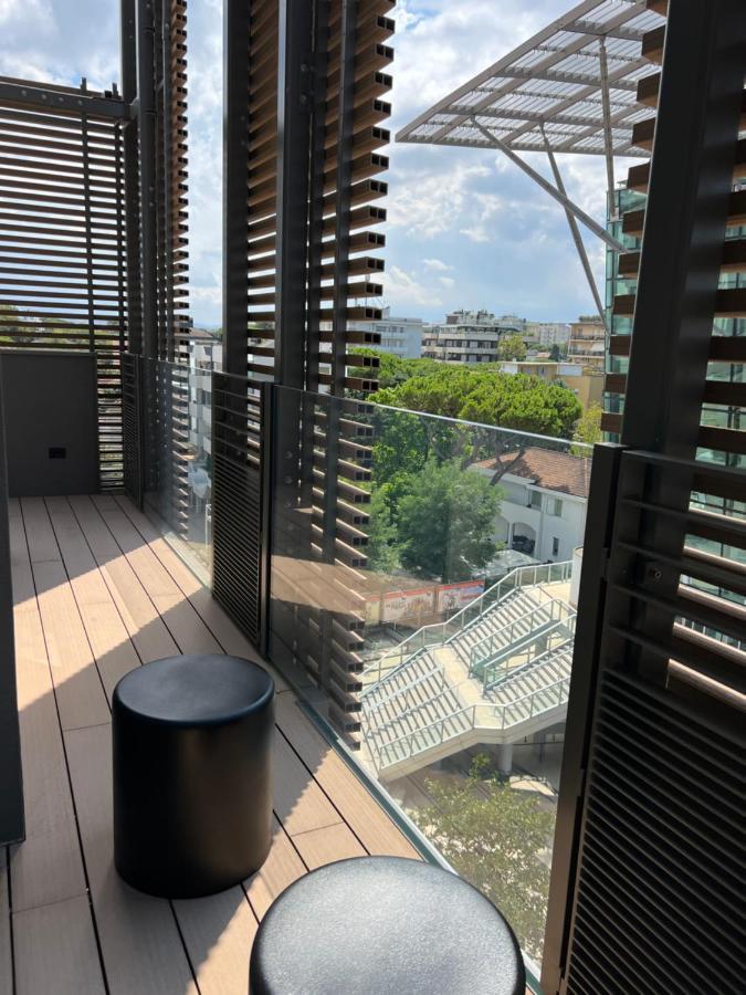 Ceccarini 9 Home Suite Home Риччоне Экстерьер фото