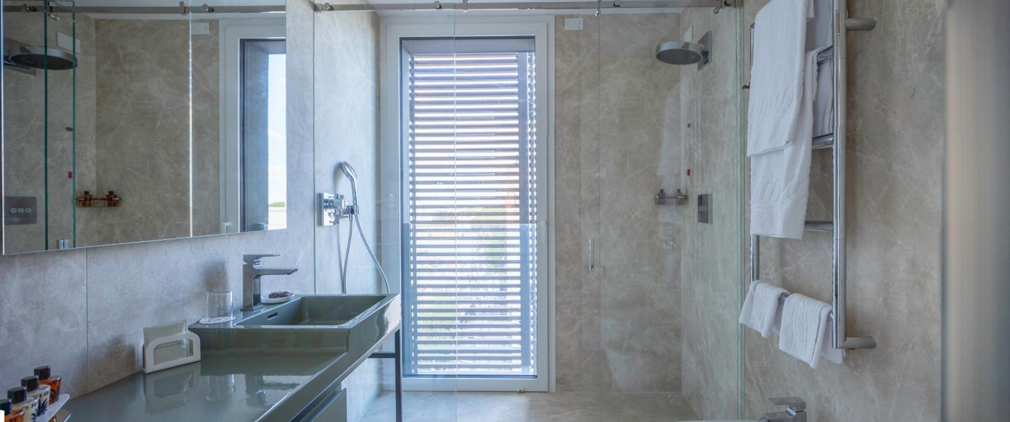 Ceccarini 9 Home Suite Home Риччоне Экстерьер фото